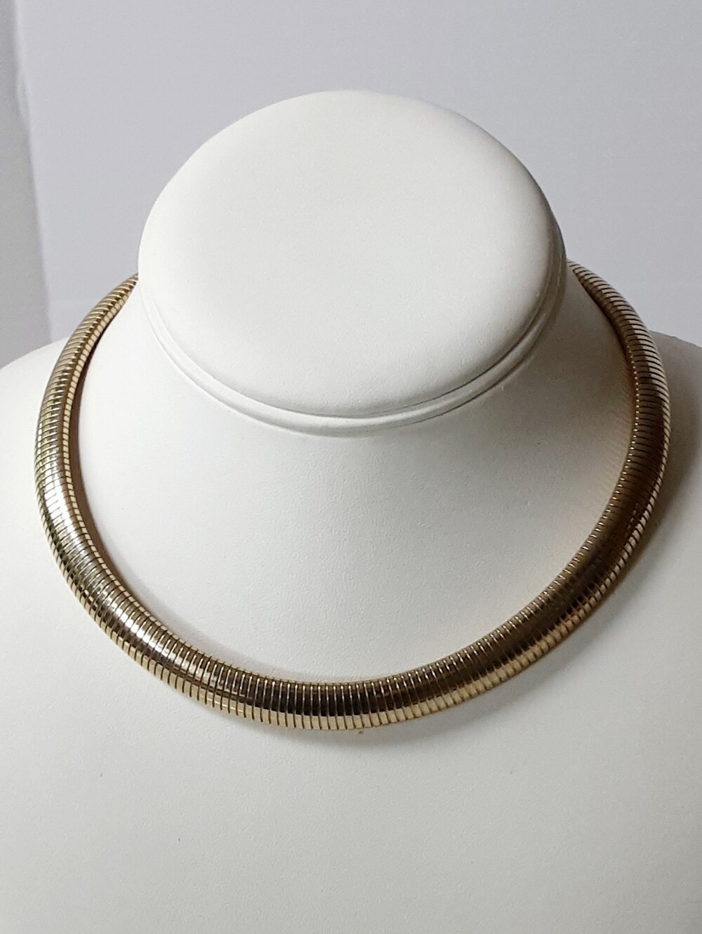 LES BERNARD Gold Plated Wide Cleopatra Flexible Omega Collar Necklace 17" Vtg